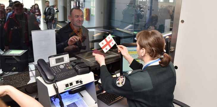 Обязательное медицинское страхование для въезда в Грузию (с 1 января 2026 года)